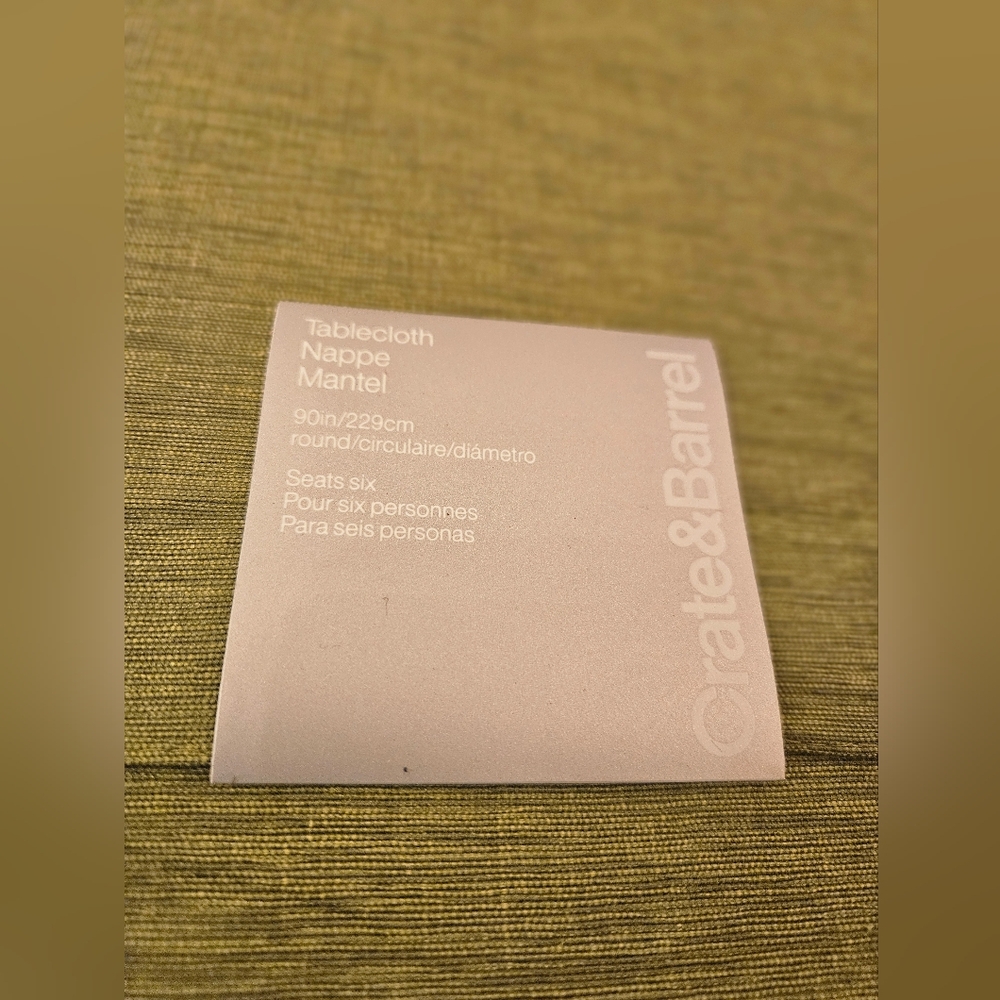 Crate&Barrel Mint Green Round Tablecloth-NWT-Seats 6